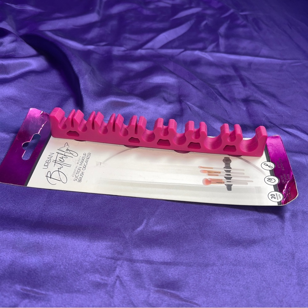 Urban Butterfly‎ Suction Makeup Brush Organizer Silicone Attachment Pink Gifting